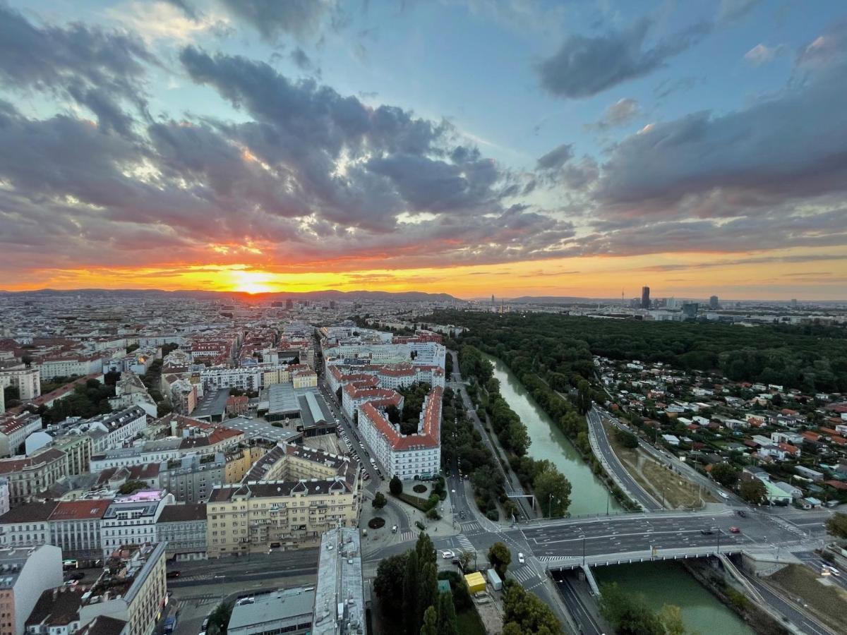 Triiiple Level 31 - Sonnenwohnen Apartment Mit Fantastischem Ausblick Und Parkplatz Wien Ngoại thất bức ảnh